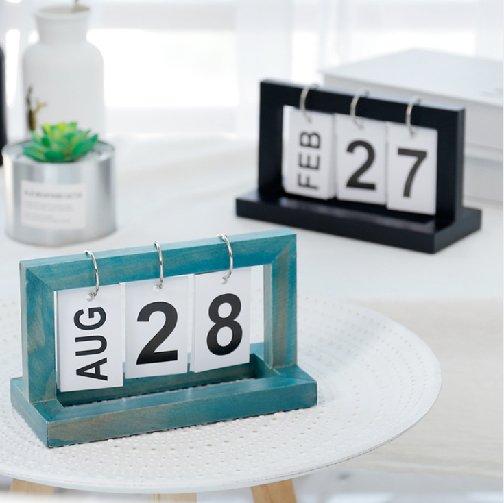 Creative Simple Wooden Page Flip Calendar Desk Calendar