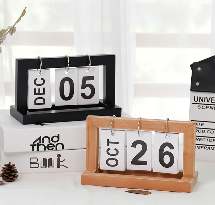 Creative Simple Wooden Page Flip Calendar Desk Calendar